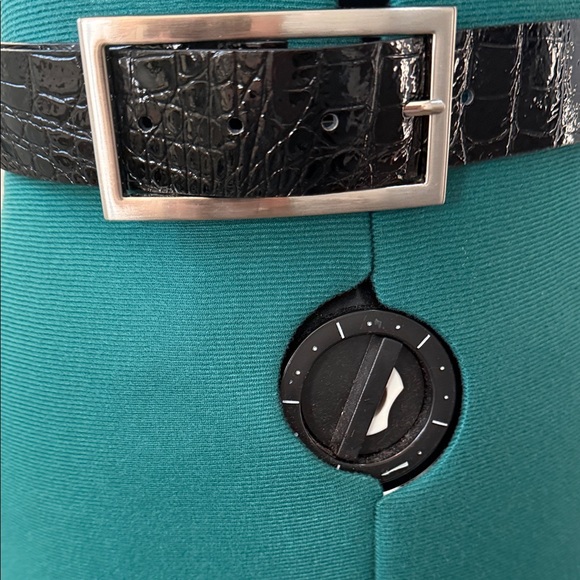 The Limited Black Crocodile Pattern Belt - Picture 3 of 3